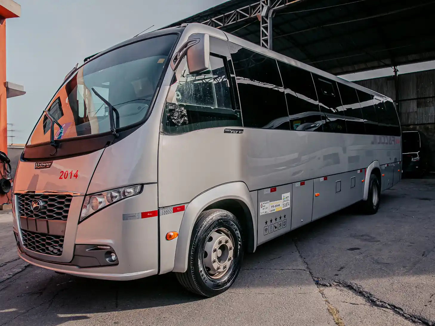 Micro Ônibus 30 Passageiros