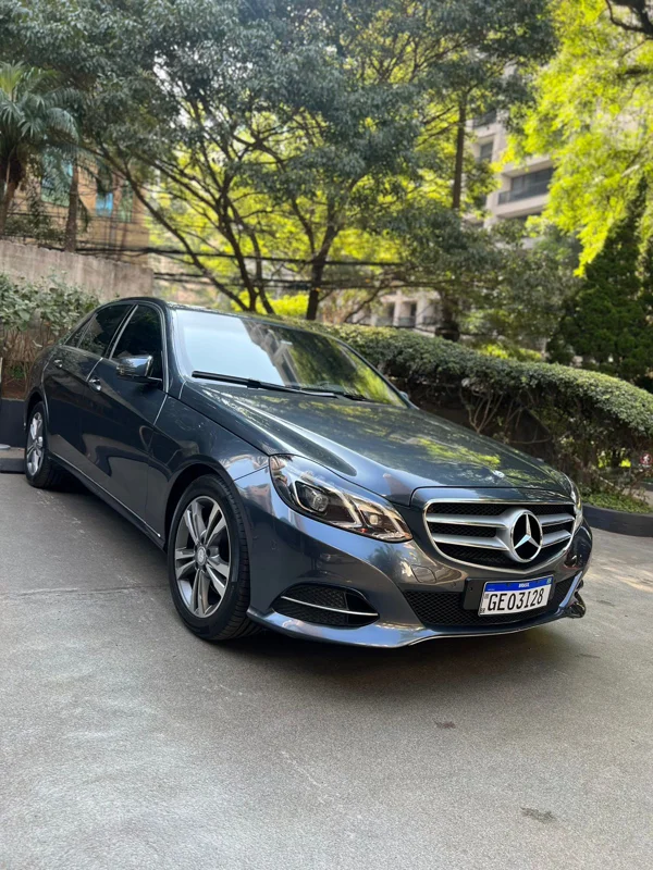 Mercedes-Benz Sedan Executivo - Imagem 2
