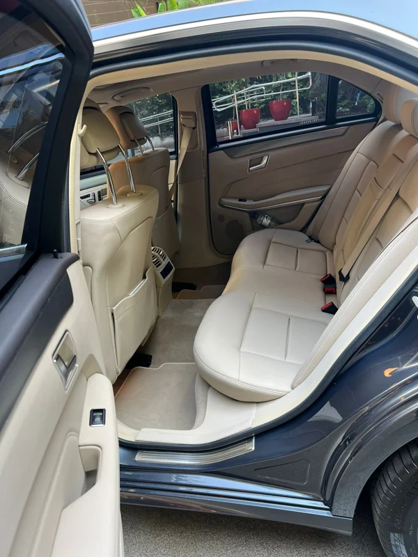 Mercedes-Benz Sedan Executivo - Imagem 3
