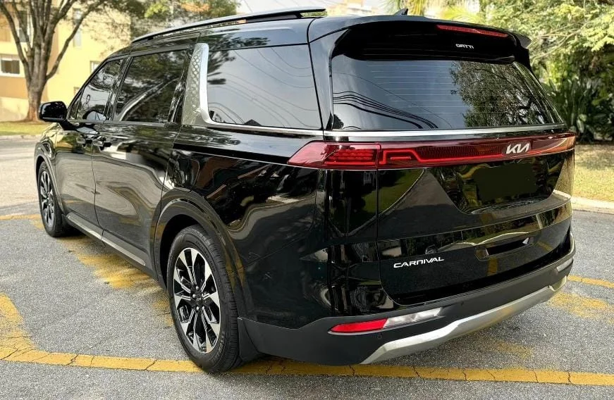 Kia Carnival Executive 7 Lugares - Imagem 6