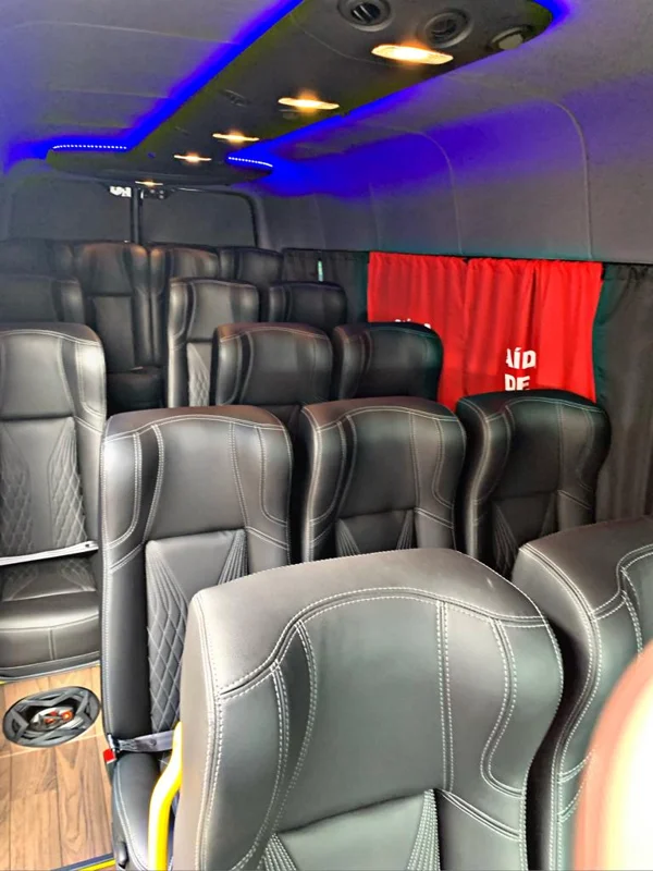 Mercedes-Benz Sprinter Executiva 18 Lugares - Imagem 1