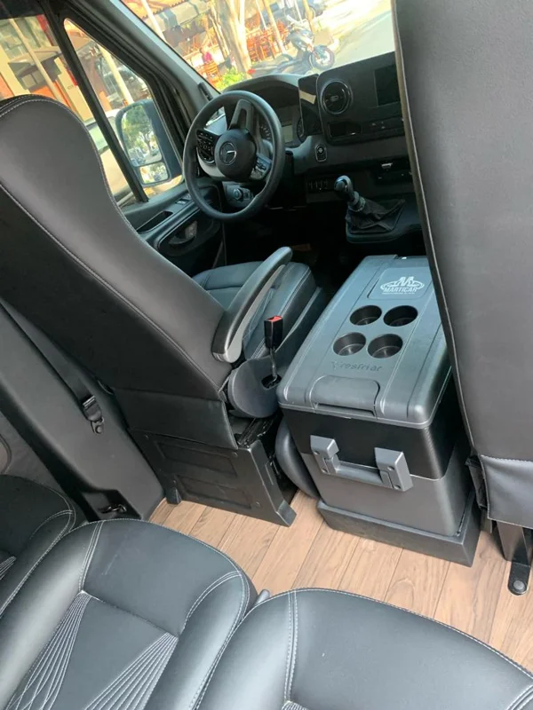 Mercedes-Benz Sprinter Executiva 18 Lugares - Imagem 2